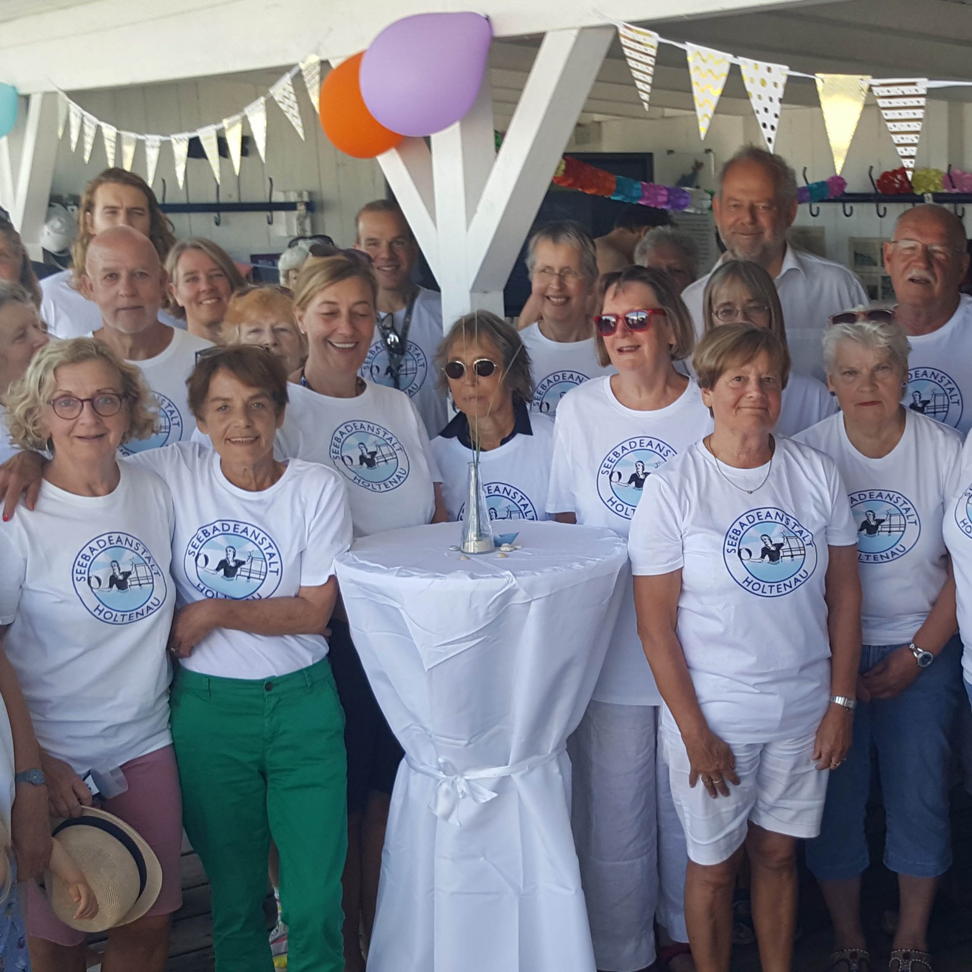 Freundeskreis beim Sommerfest