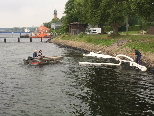 Ölunfall im Seebad 7