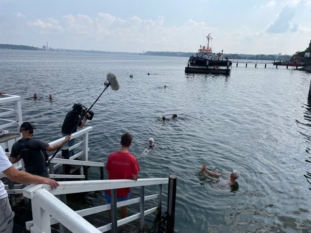 Frau Warnecke geht schwimmen 3