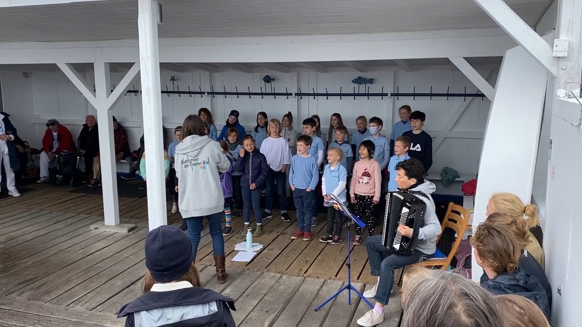 Der Kinder- und Jugendchor des Theater Kiel